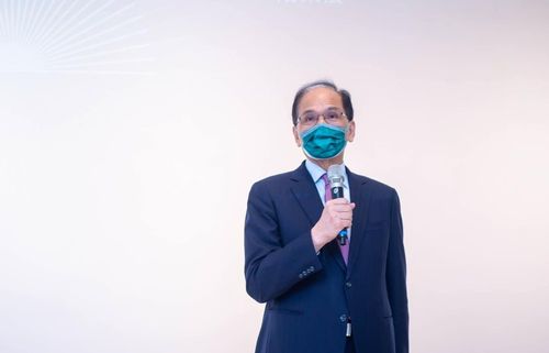 游錫堃盛讚英女王優雅堅毅 「非凡成就被世人永懷」