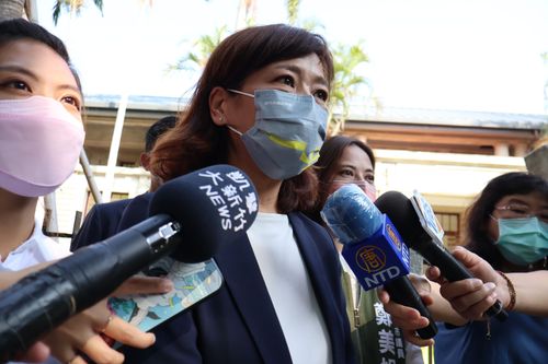 遭爆向柯文哲求官　沈慧虹深夜發文自清！還原推辭挖角始末