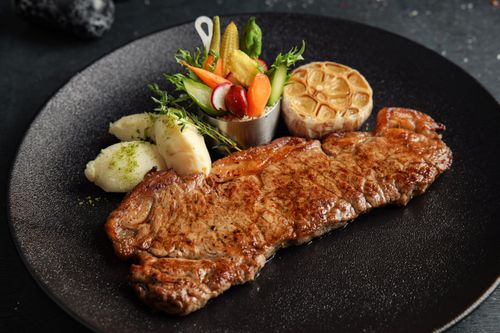 煙波新竹都會館「經典牛排館」全新開幕 10月底前享老饕優惠價