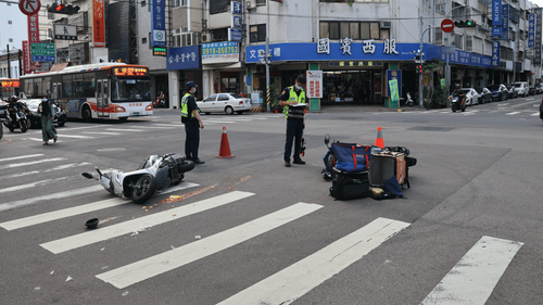 壹蘋獨家|台中外送哥左轉遭突襲犁田 屁股擦傷還吃不到臭臭鍋氣炸了