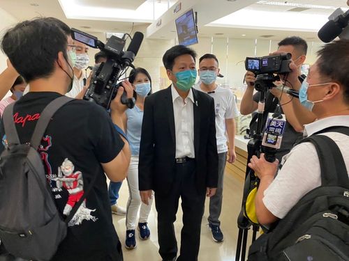 轟鄭運鵬「網軍家庭」　鄭寶清曝雙標惡行大醜聞