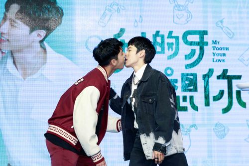 周興哲求婚成功星哥狂收恭喜 周予天自虧「好像我結婚」