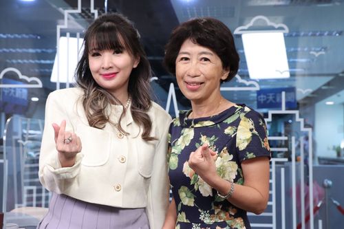 陳佩琪肺腺癌開刀爆出大量引流液 柯P狂奔4層樓看太太