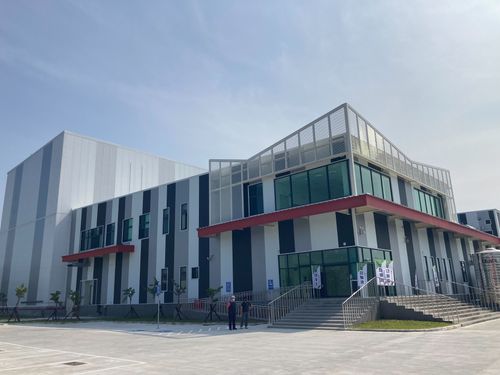 國內首座保鮮物流中心屏縣農科啟用 保障穩定農漁產收人品質