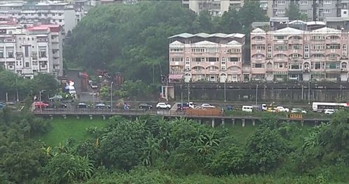汐止人氣炸!往北市道路塞爆一上午 新北警曝原因