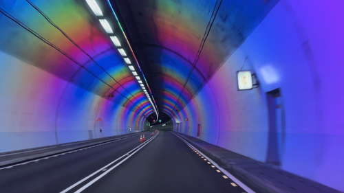 雪隧首設七彩霓虹燈!不讓你睡 中秋連假啟用