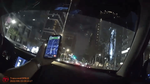 夫開車載臨盆妻就醫遇塞車 新莊警神救援開道8分鐘抵院