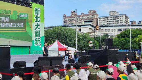 百工百業揮汗新北挺佳龍!批借不到場地 林錫耀酸侯「想涼涼選」