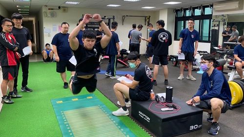 新北消防展現肌力體能 7測驗磨練肌耐力減職業傷害