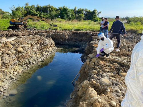 强酸偷倒台中清水成「天池」 环保局急防堵!周边住户停抽地下水
