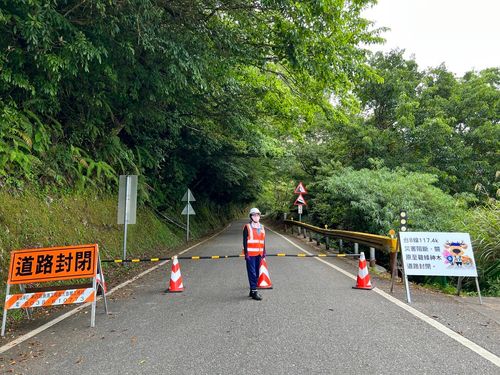 台東震不停!高雄1處預警性封路 花東災阻5處路段