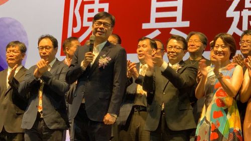 高雄醫界龍頭交接   陳其邁夫婦出席