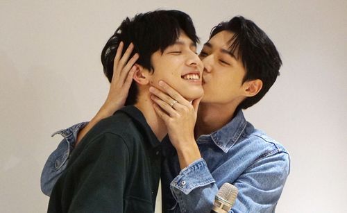 《About Youth 》4鮮肉男男戀吸睛 揪粉追劇現場玩親親