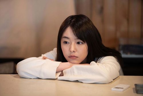 机不可失!渡边杏刚搬到法国 嫩小三复出扛女一
