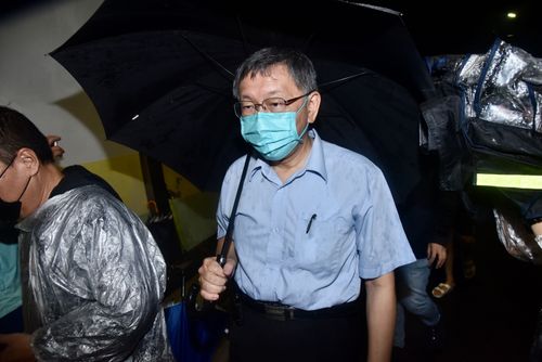 50輛車泡水！柯文哲要國民自己負責　劉寶傑怒吼：你下台吧！「我要你市長幹什麼」