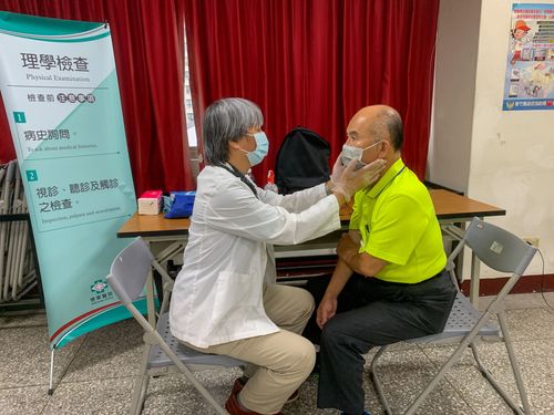 力挺救火英雄！竹縣首創義消免費健檢　楊文科明年再編保險預算