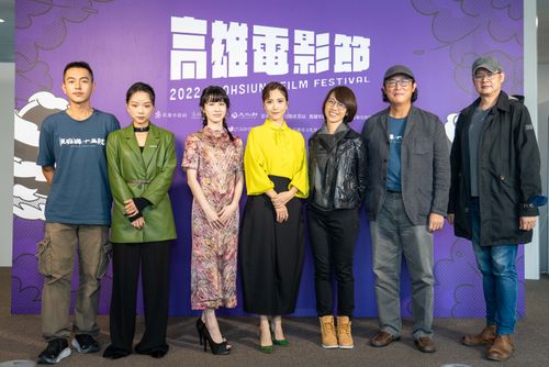 余佩真脾氣衝「和計程車司機吵到進警局」 正義感爆棚見插隊又起衝突
