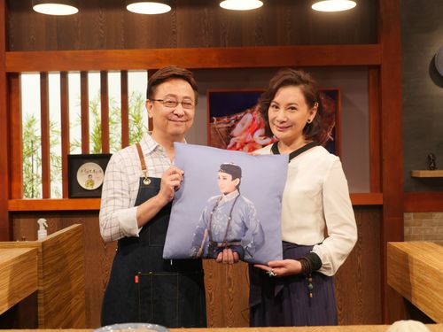 陳亞蘭向楊麗花道歉「無能為力」　憶胃癌父陪吃消夜淚灑攝影棚