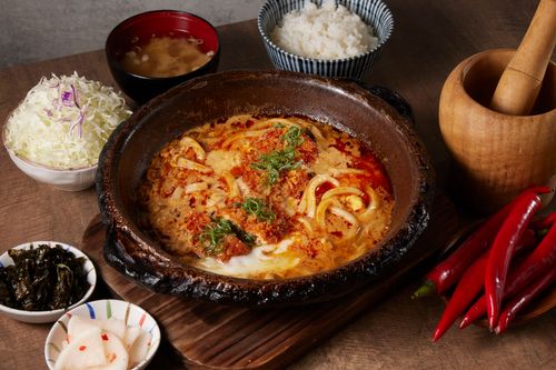 天涼呷辣 麻辣豬排 豚骨烏龍麵秋冬「辛」選擇