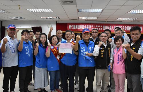 楊文科登記參選拚連任新竹縣長 強調建設福利「會多不會少」