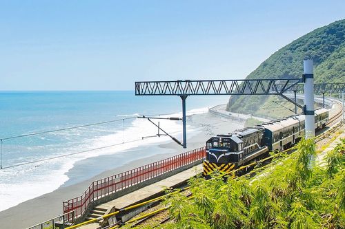 藍皮解憂號又來啦!車廂觀舞閱讀 今午開放搶票