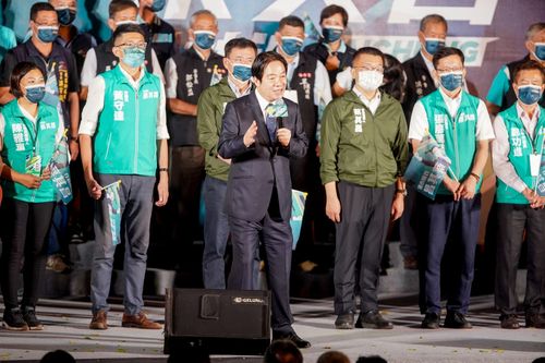 賴清德批盧秀燕「媽媽市長」做不周全 藍營反嗆:沙文歧視