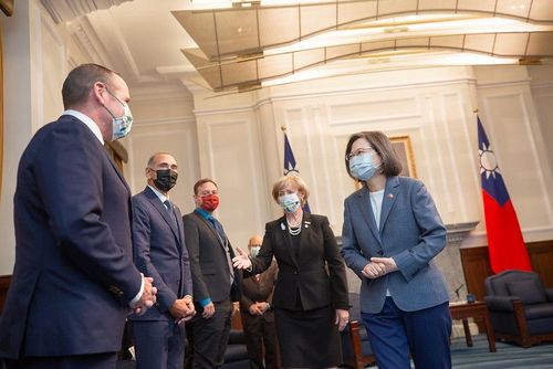 接見加拿大國會訪問團 蔡英文:捍衛印太和平穩定