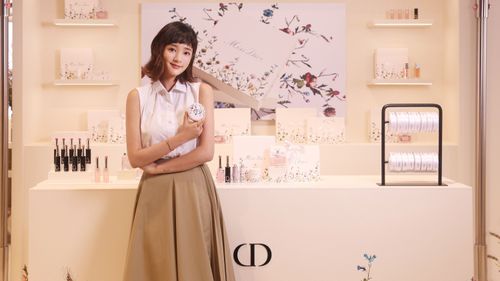 王淨哀怨噴Miss Dior香沒男人聞 逛香氛快閃店撫慰金鐘遺珠「0.5秒的傷心」