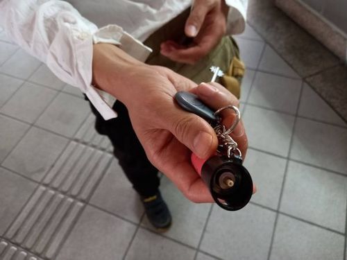 有夠衰!北捷乘客誤噴防狼噴霧 1萬塊也跟著飛了