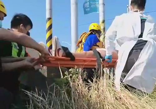 彰化男女橋邊爭吵太激烈！女生這舉動嚇壞路人　警急趕現場救命