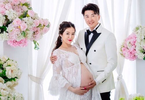 49歲吳皓昇首當爸下月迎前世情人 老婆文汶嚴重孕吐無法走路