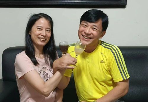 《黃金歲月》胡鴻達獲頒模範父親 明年嫁女兒寵妻女陪做SPA