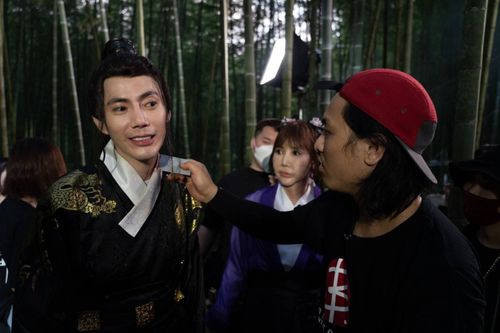 王凱肢障將軍動武出動起重機 激鬥女俠全身瘀青