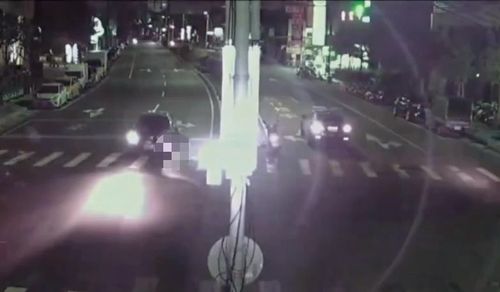 騎士撿蔬果遭撞爆頭亡！載貨司機稱不知掉落　警依法開罰1萬8千元