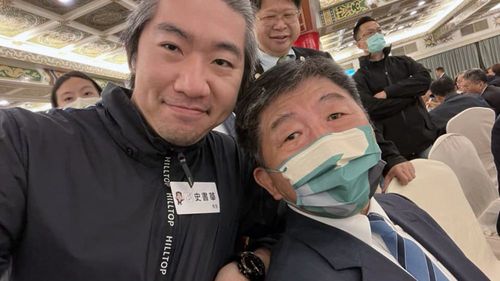 陳時中請史書華「幹譙粉絲」 直播遇脫單求助「我年紀大不太會罵人」