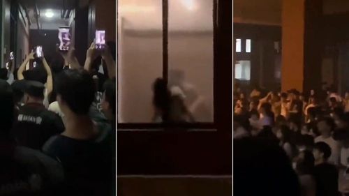 情侶「學校廁所嘿咻」被看光 萬人空巷!他竟嚇到扔下女友落跑