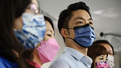 聲援蔣萬安「台灣人恩將仇報」 劉家昌:捉姦躲衣櫃的女人說別人酒店開房間