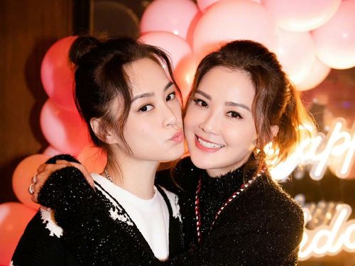 阿娇经纪人遭控偏袒阿Sa 「广告被转让」挨轰严重失职