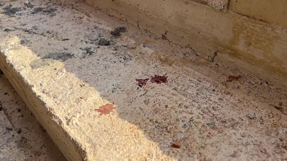 工地現場地板上還留有疑似張姓工人的血跡。蔡宇凌攝